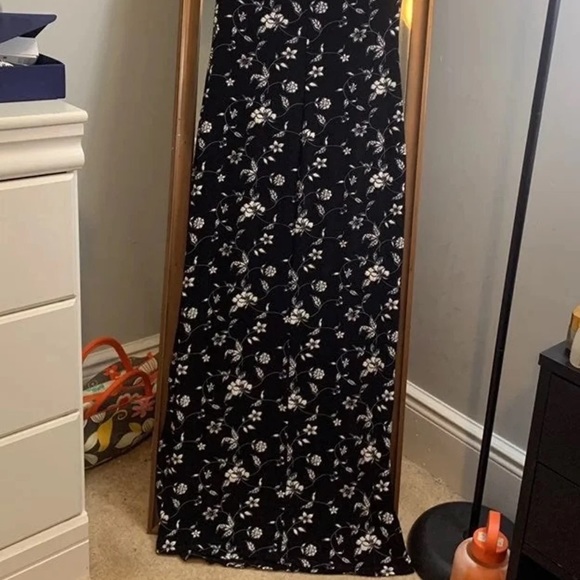 Dress.  Final - Picture 11 of 12